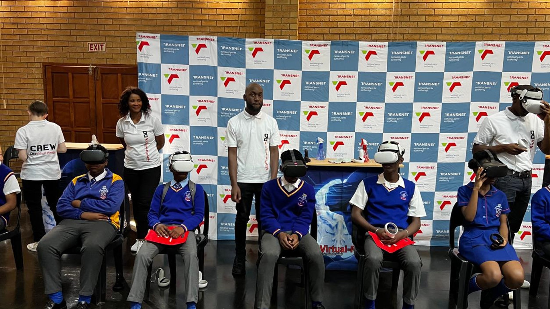 Virtual Reality Vr Technology To A Local School For A Unique Activation